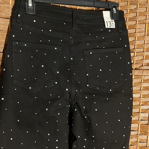 Jeans - Picture 3 of 6